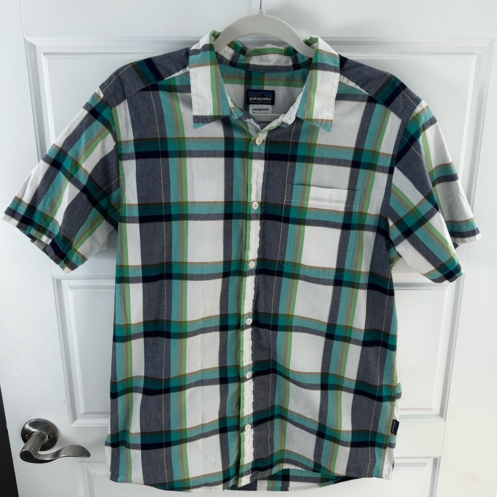 Patagonia Men's Go To Short-Sleeve Button-Down Shirt Size Medium